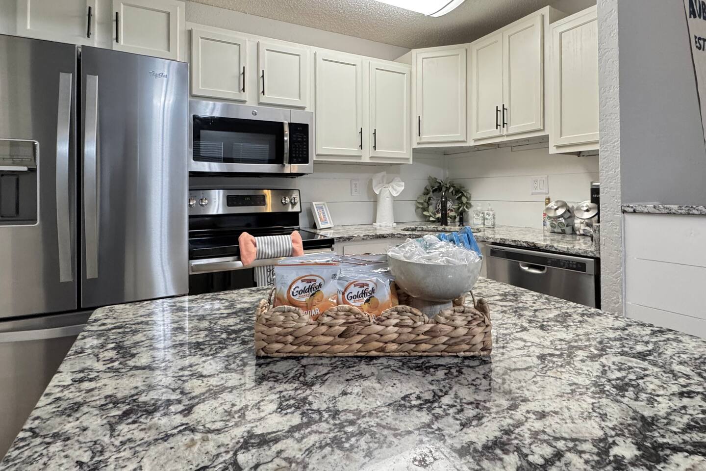 Summer at Auburn | Chic 3BR Near Jordan Hare