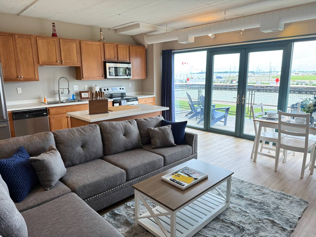 Water front patio 2 bedroom condo