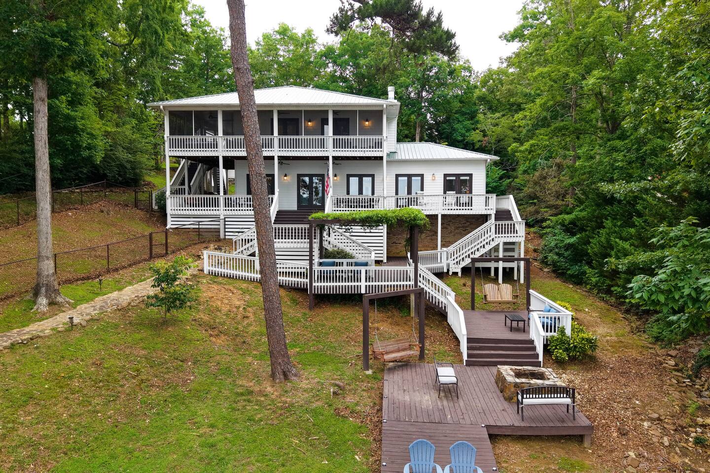 Just Heavenly on Smith Lake 4 BR/3BA Pet Friendly