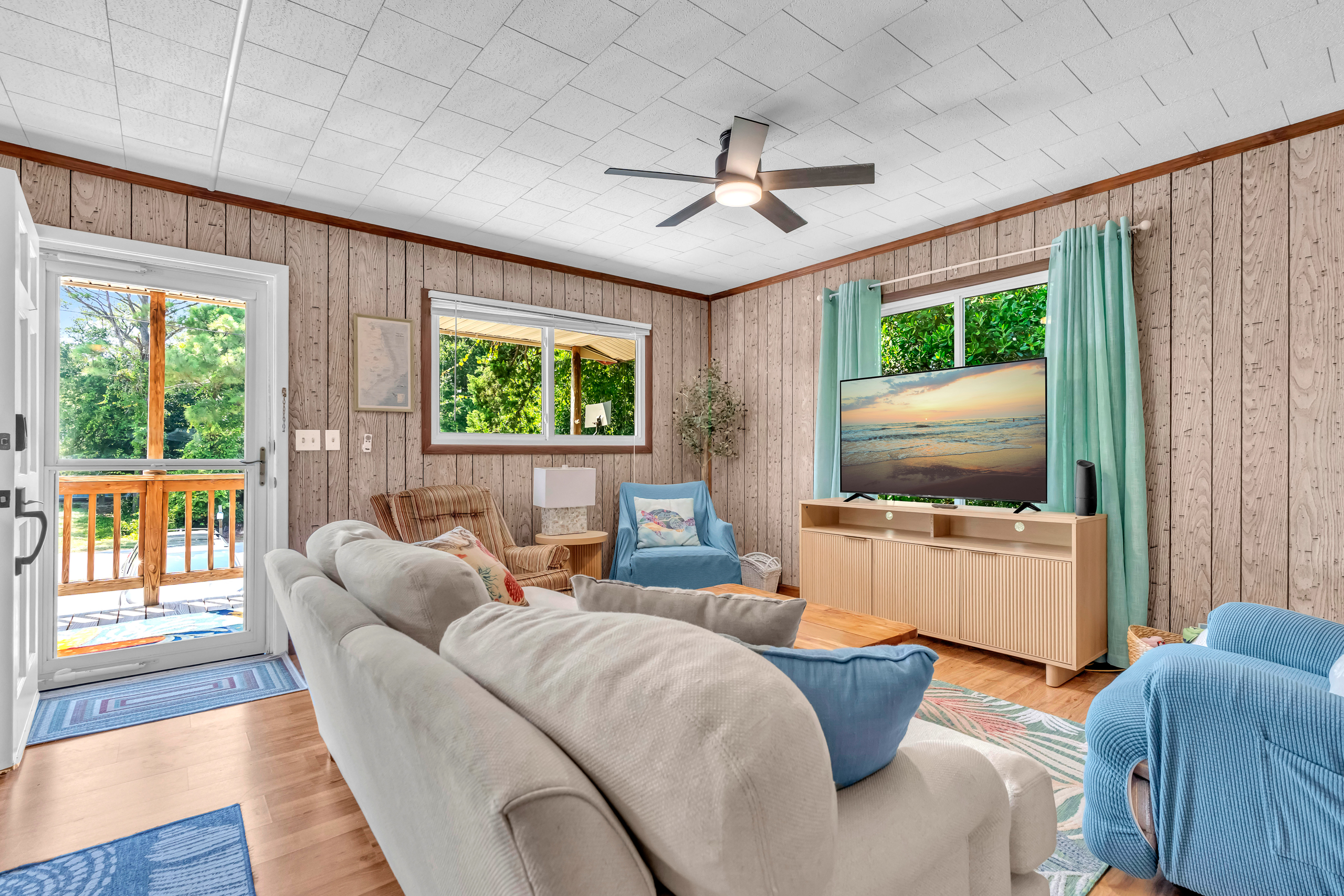 A Summers Place | 2-minute Walk to the Beach