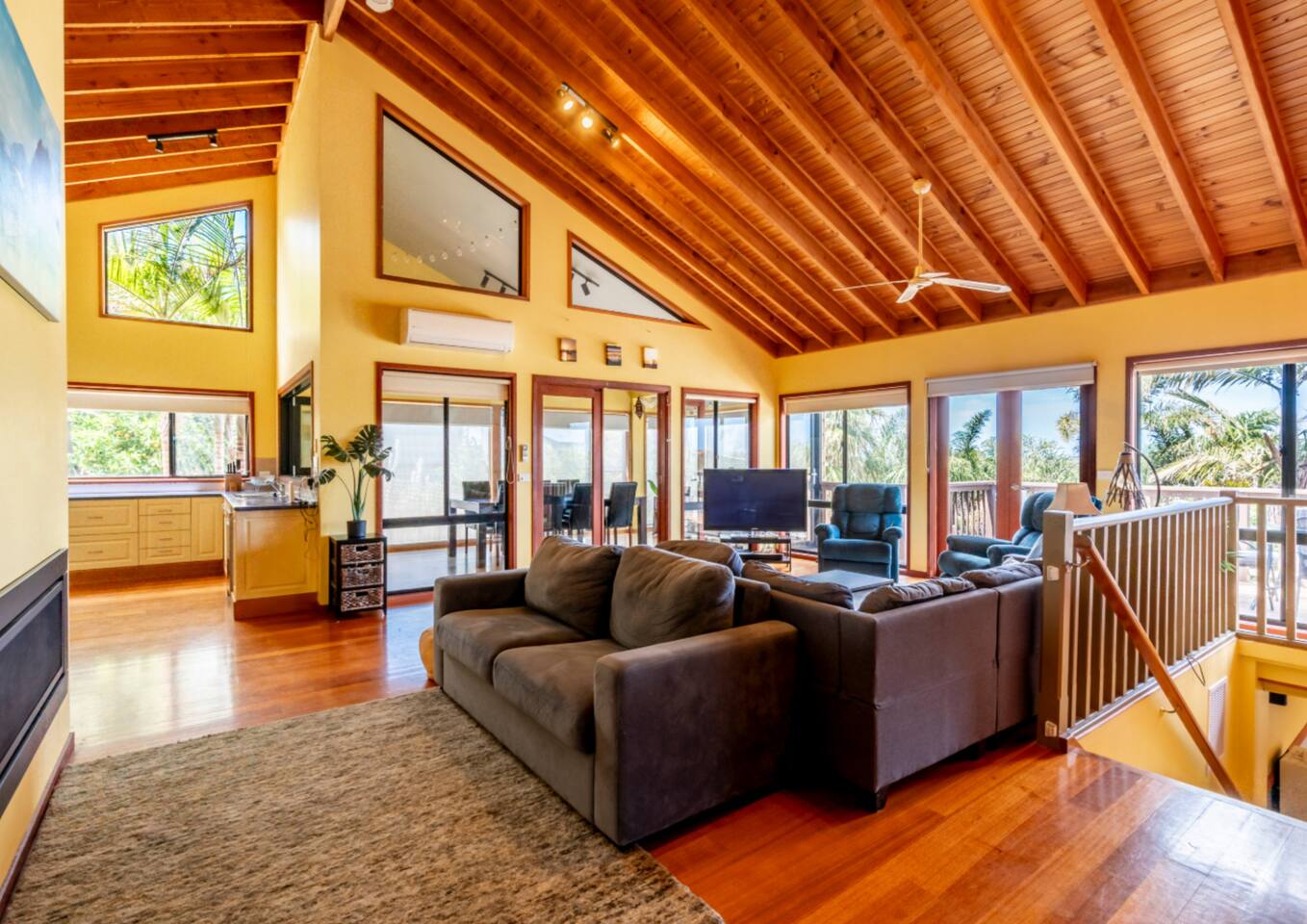 Classic Beach House- 2 Families I Spa I Games Room