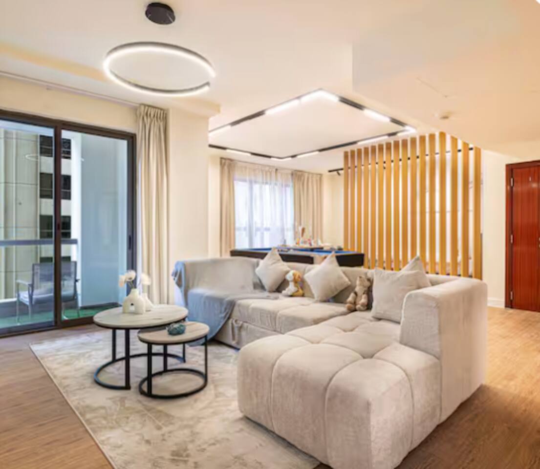 Elite 4BR JBR | Marina View for 14 | Near Beach