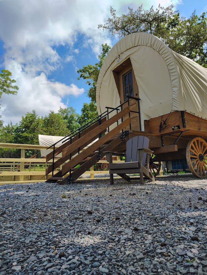 Pondside Covered Wagon Glamping