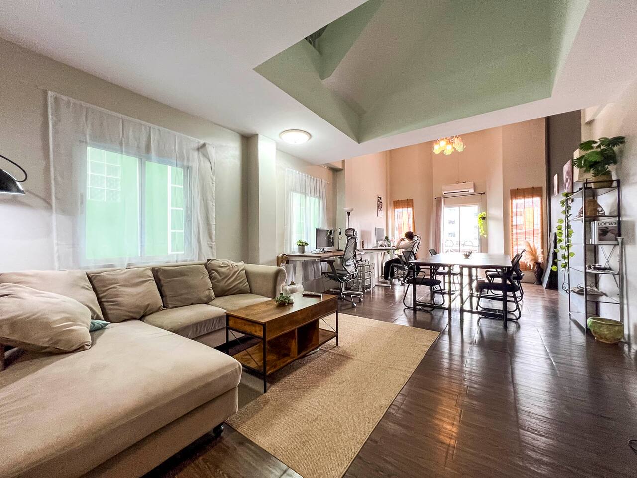 Small Room in Nomad CoWorking Townhouse by Nimman