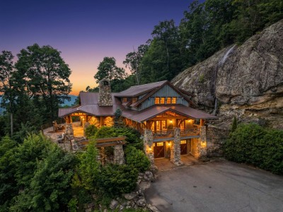 The Rock - Cabin Rental in Banner Elk, NC