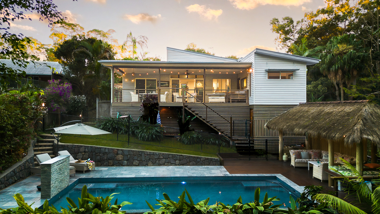 Pool | Firepit | Dual Dwelling | 15 Min Beach