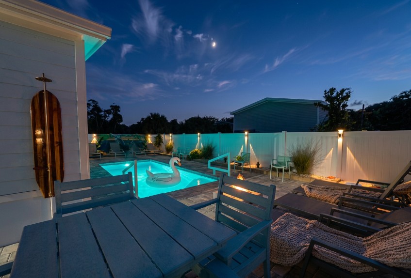 Saltwater Heated Pool | Kayaks |Golf Cart | Firepit | Beach