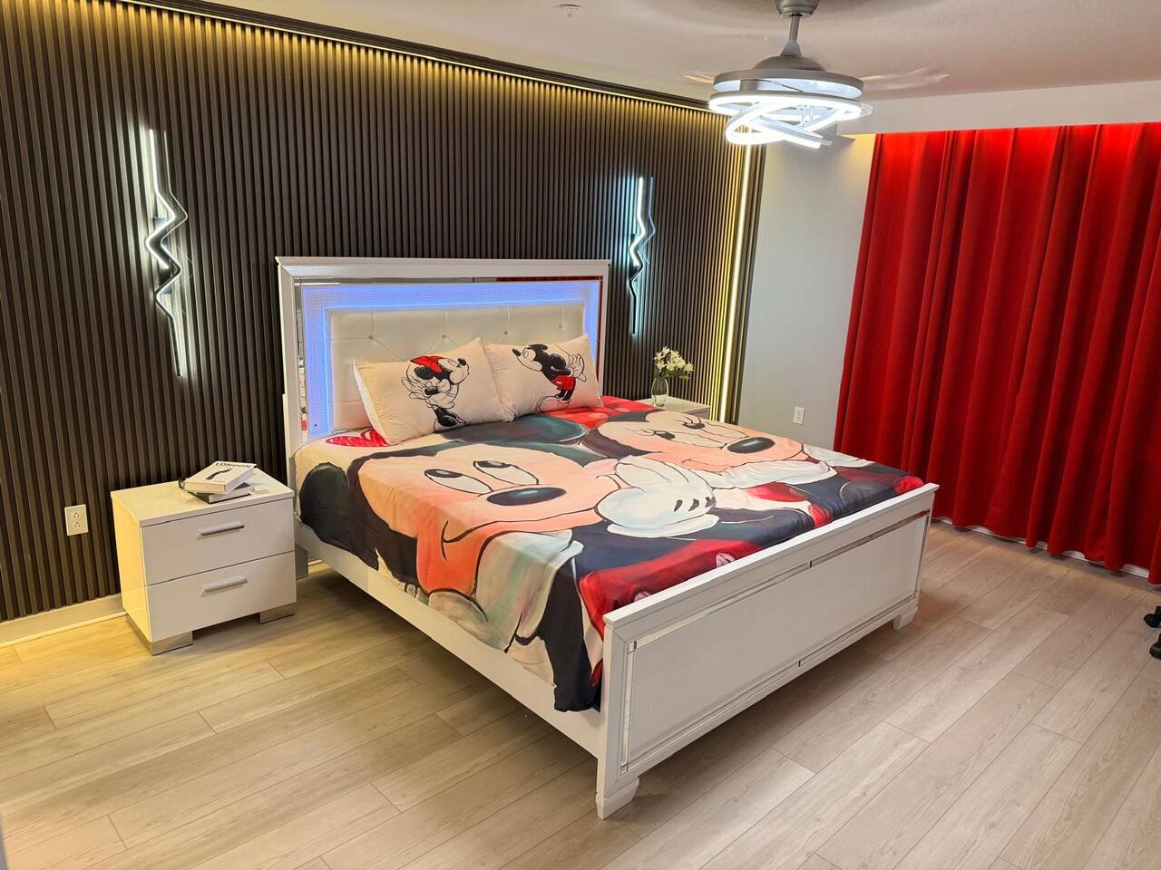 No airbnb fees! Home pvt Pool & Game Room 2160811!