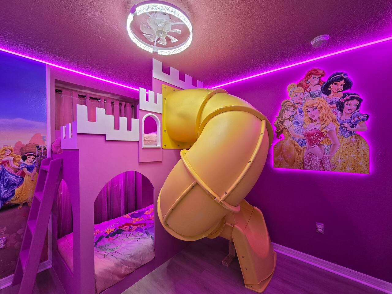 No Airbnb Fee! Themed / pvt Pool/ Game room 245991