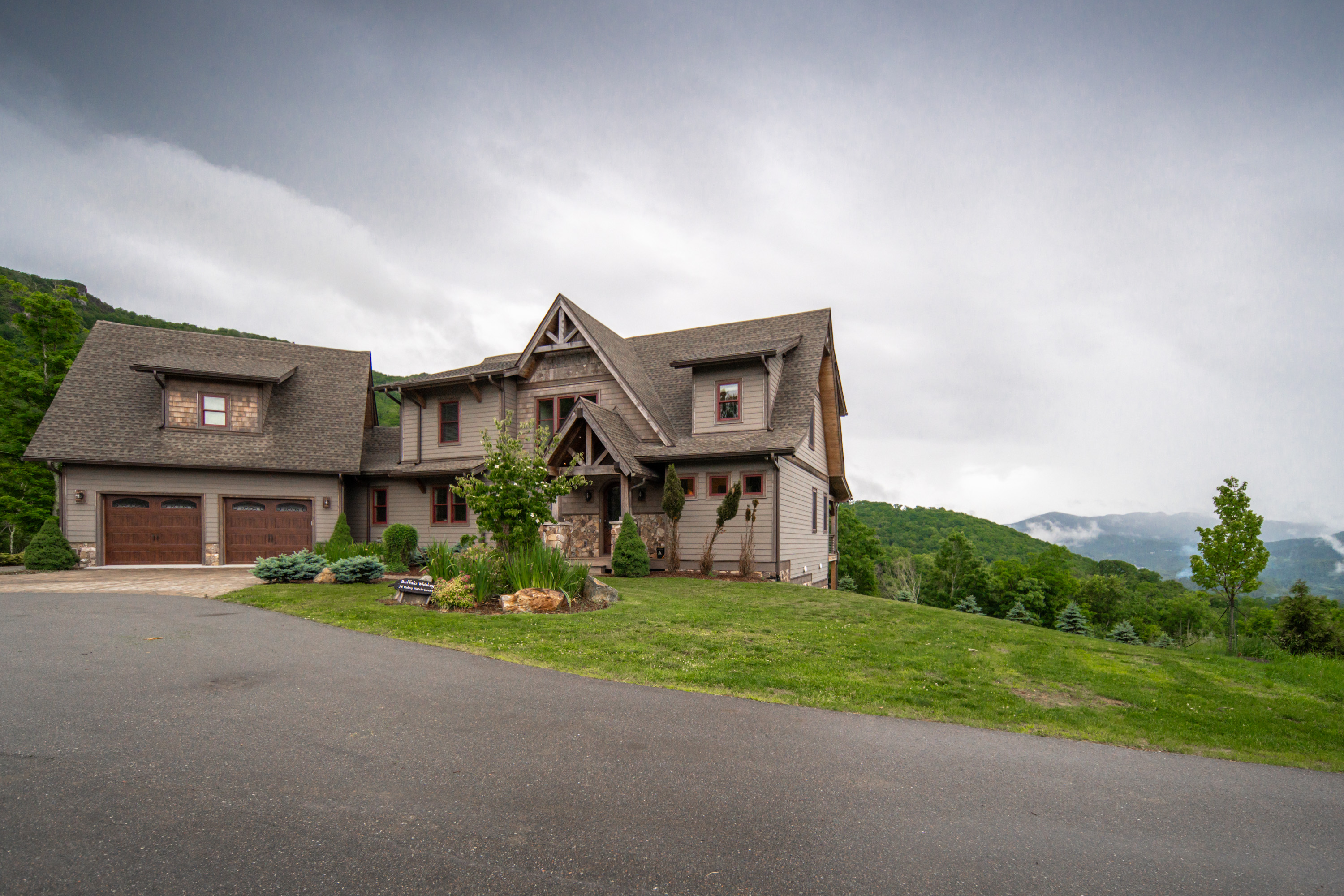 Buffalo Whiskey | Soak Above the Clouds at a Luxe 5BR Eagle's Nest Lodge