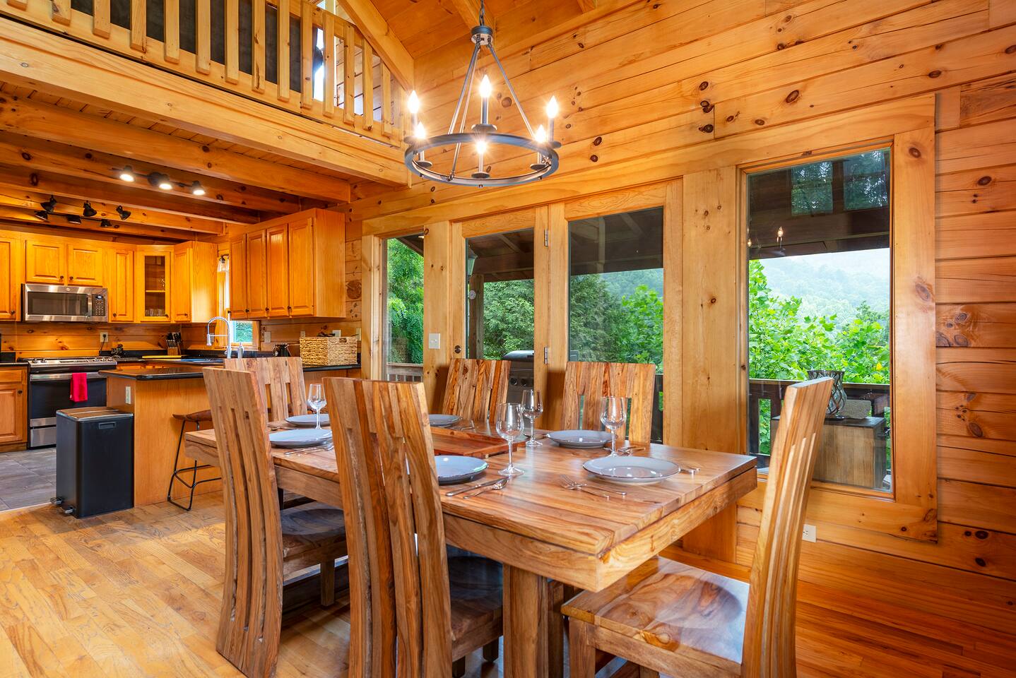 Enjoy meals together with amazing views.