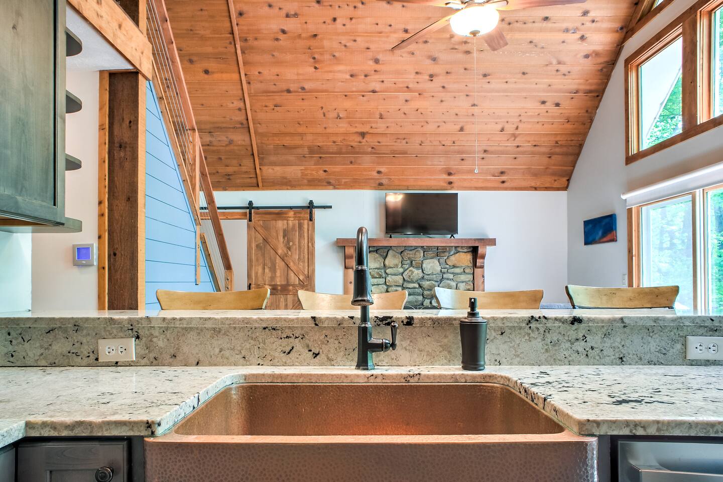 Beautiful hammered copper sink