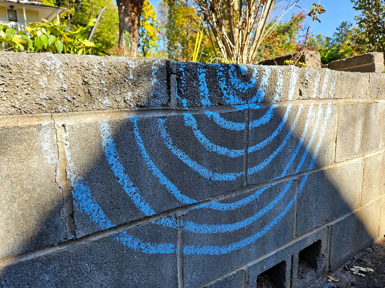 Old Fort has a way of bringing out one's creativity.  Visit Arrowwhead Gallery and studios for viewing/purchasing art or experience an art class.