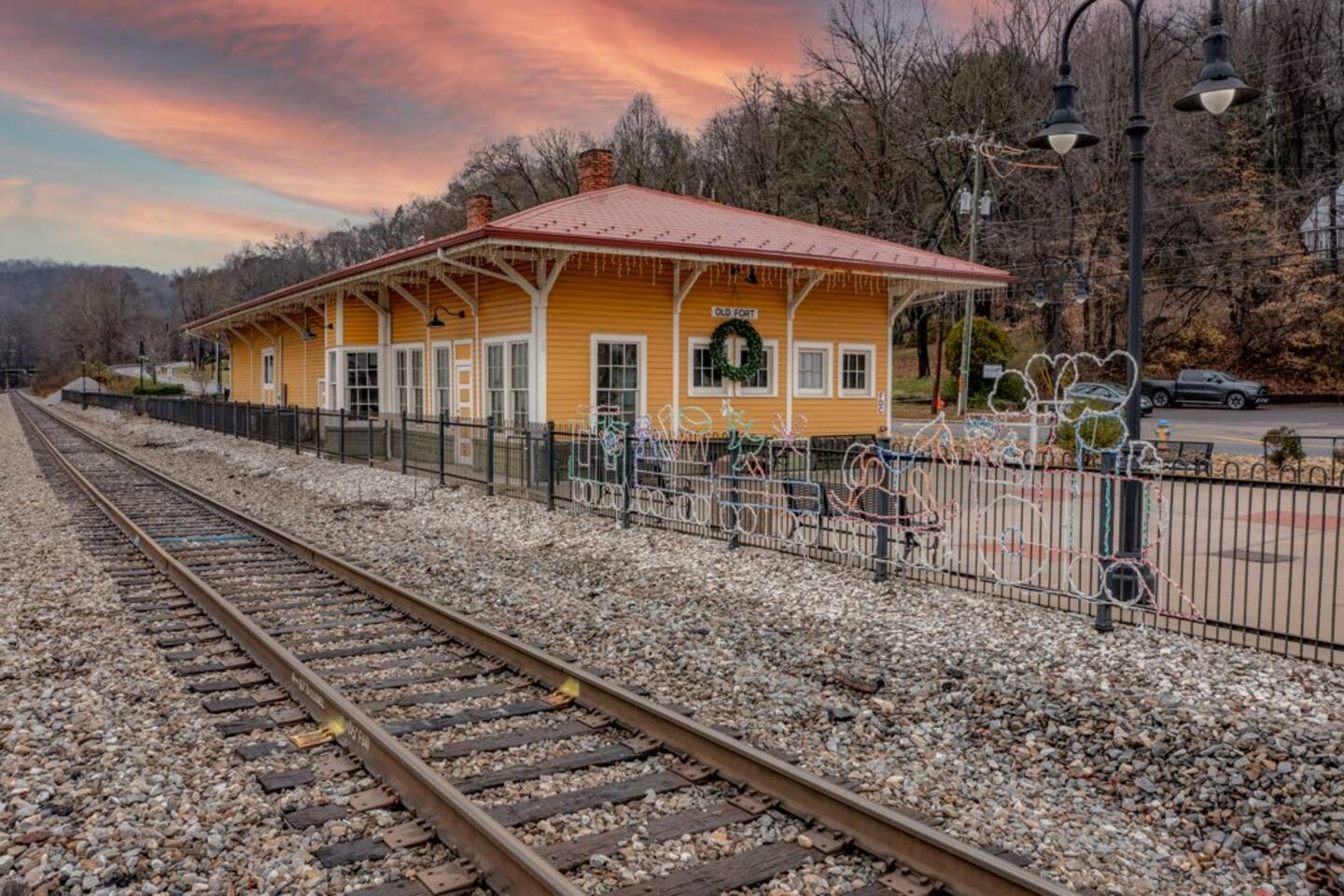 Old Fort Train Station.