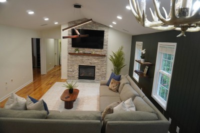 Family Retreat Theater, Games, FREE Pool Pass