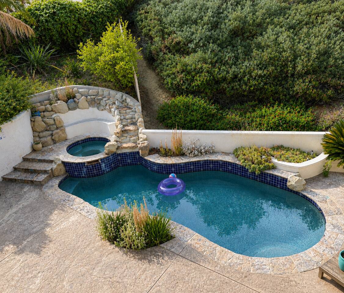 Lake Adventure Retreat | Pool, Spa & BBQ