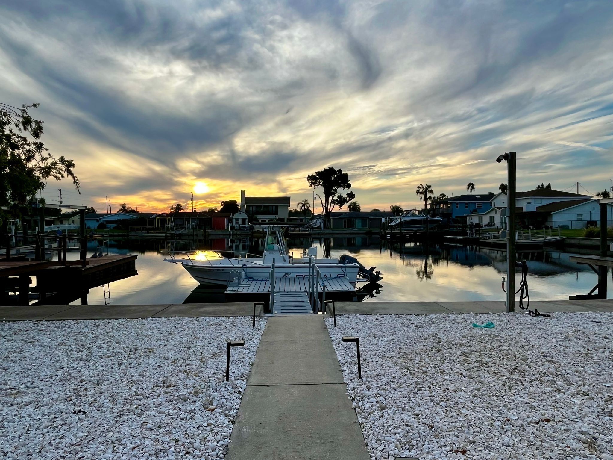 The Seaside Retreat - 2BR home with floating dock with Direct Gulf Access