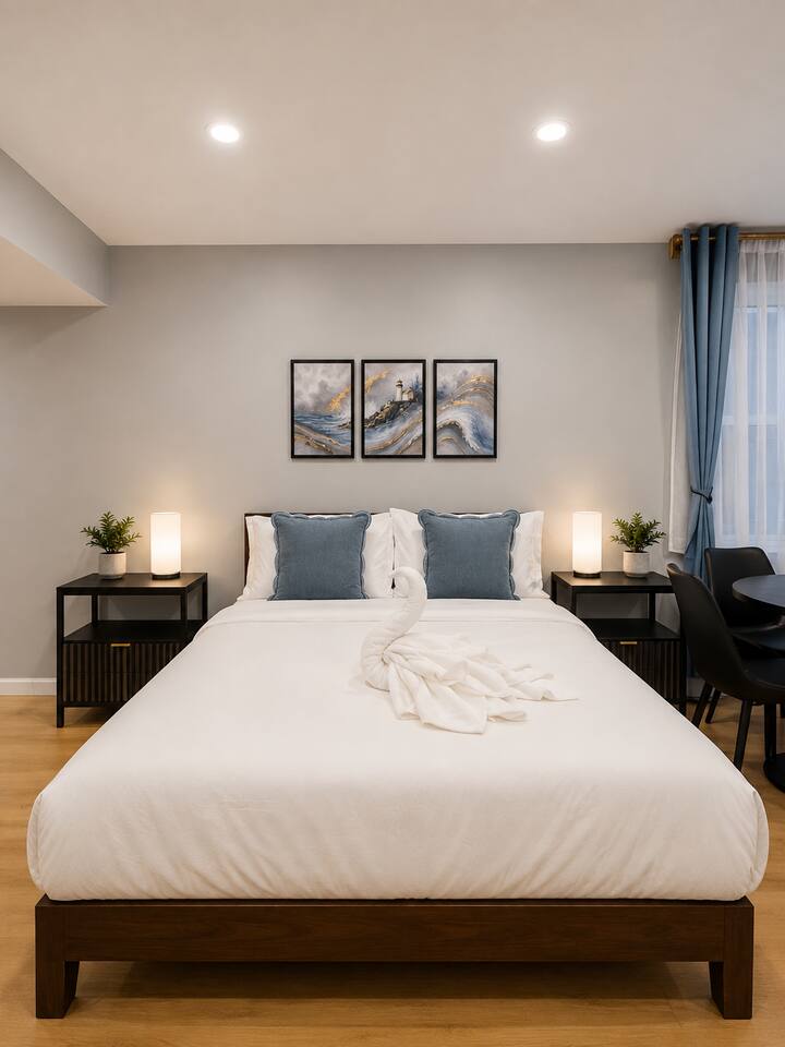 1BR few steps from Path | 15 min to NYC