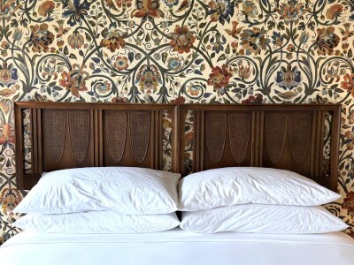 Room 4 detail 3