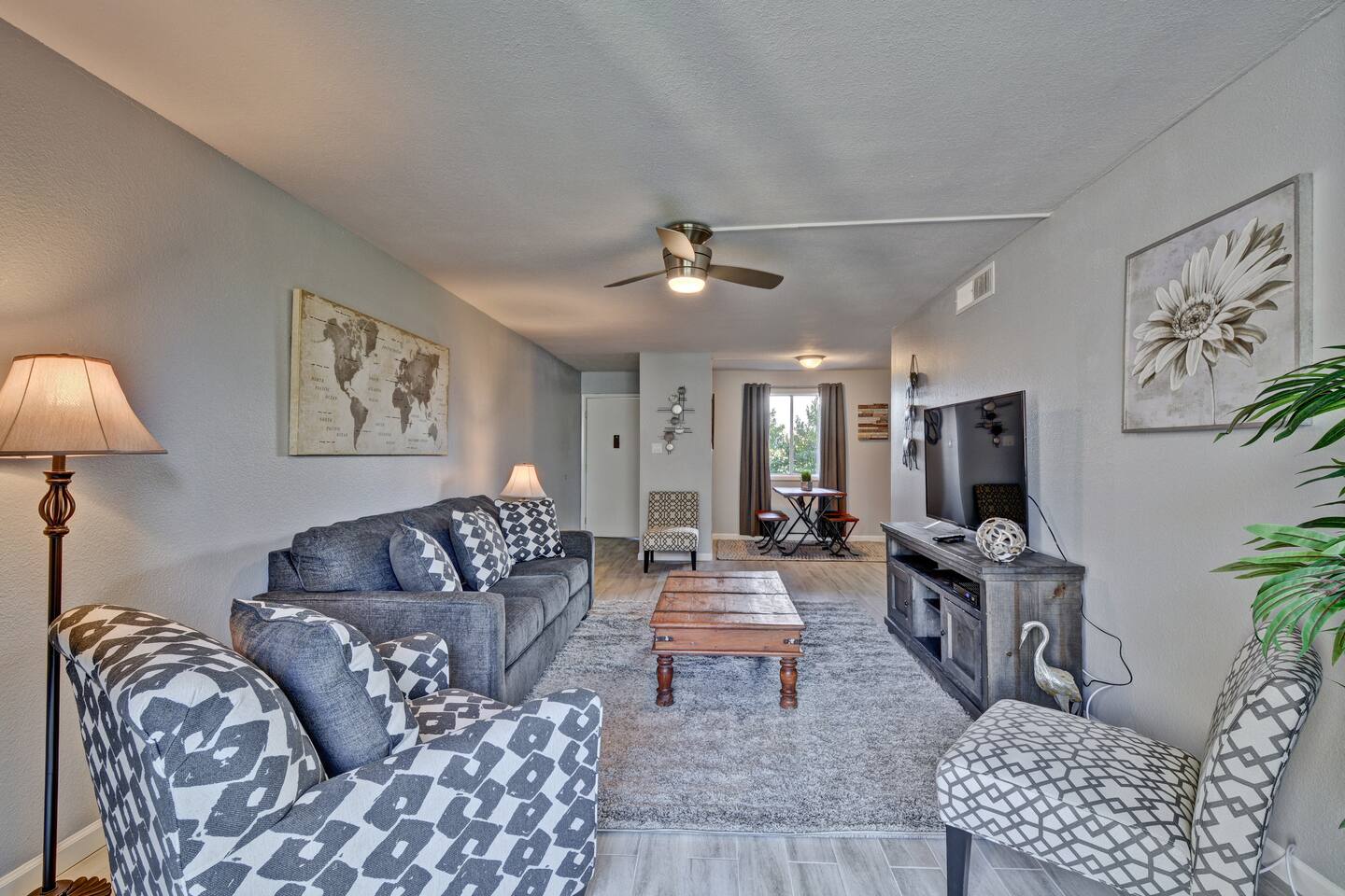 Heated Pool-Tesla Charger Best Scottsdale Location