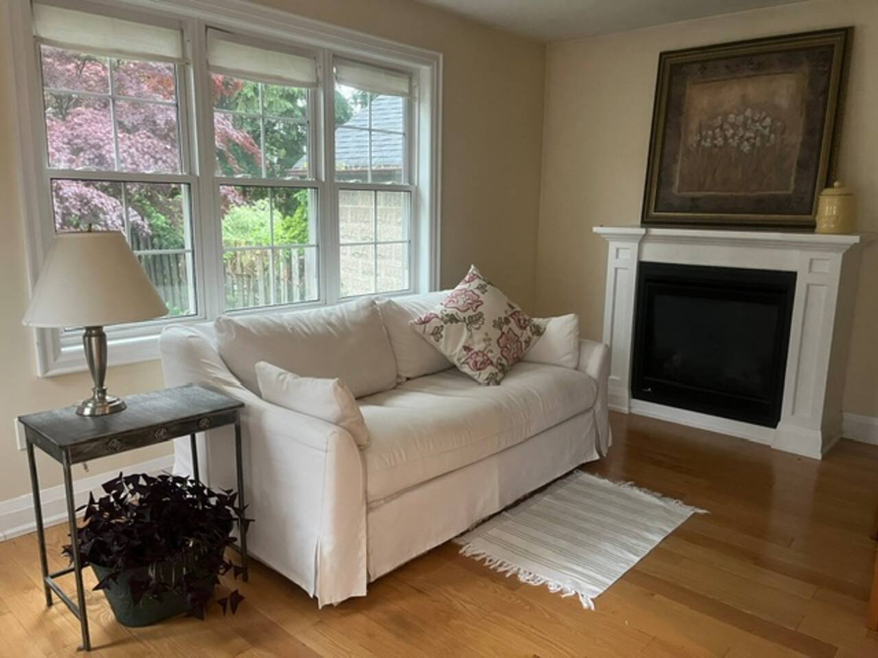 Executive Cottage | Downtown in 20 | Close to Lake