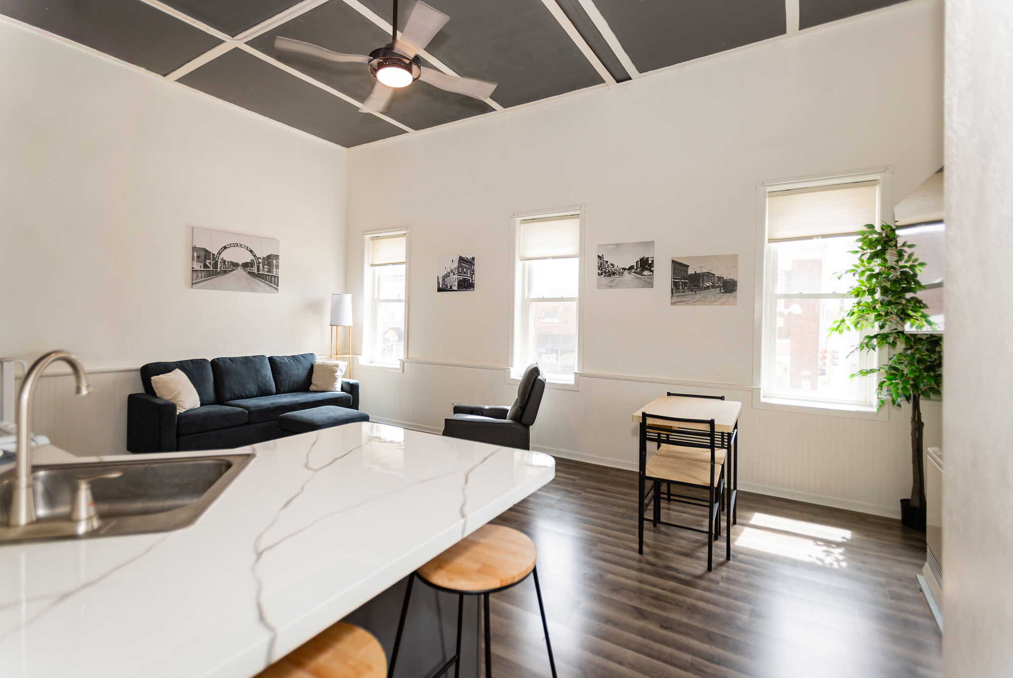 Heart of Downtown for short or midterm stays!