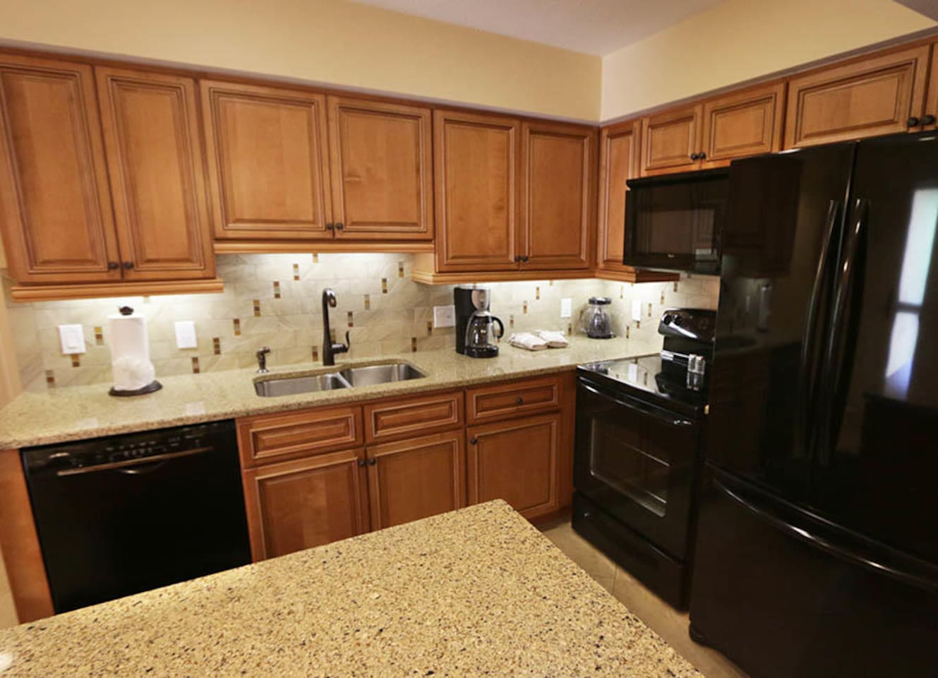 EAGLE'S NEST RESORT/HOTEL MARCO ISLAND! RESORT KITCHEN