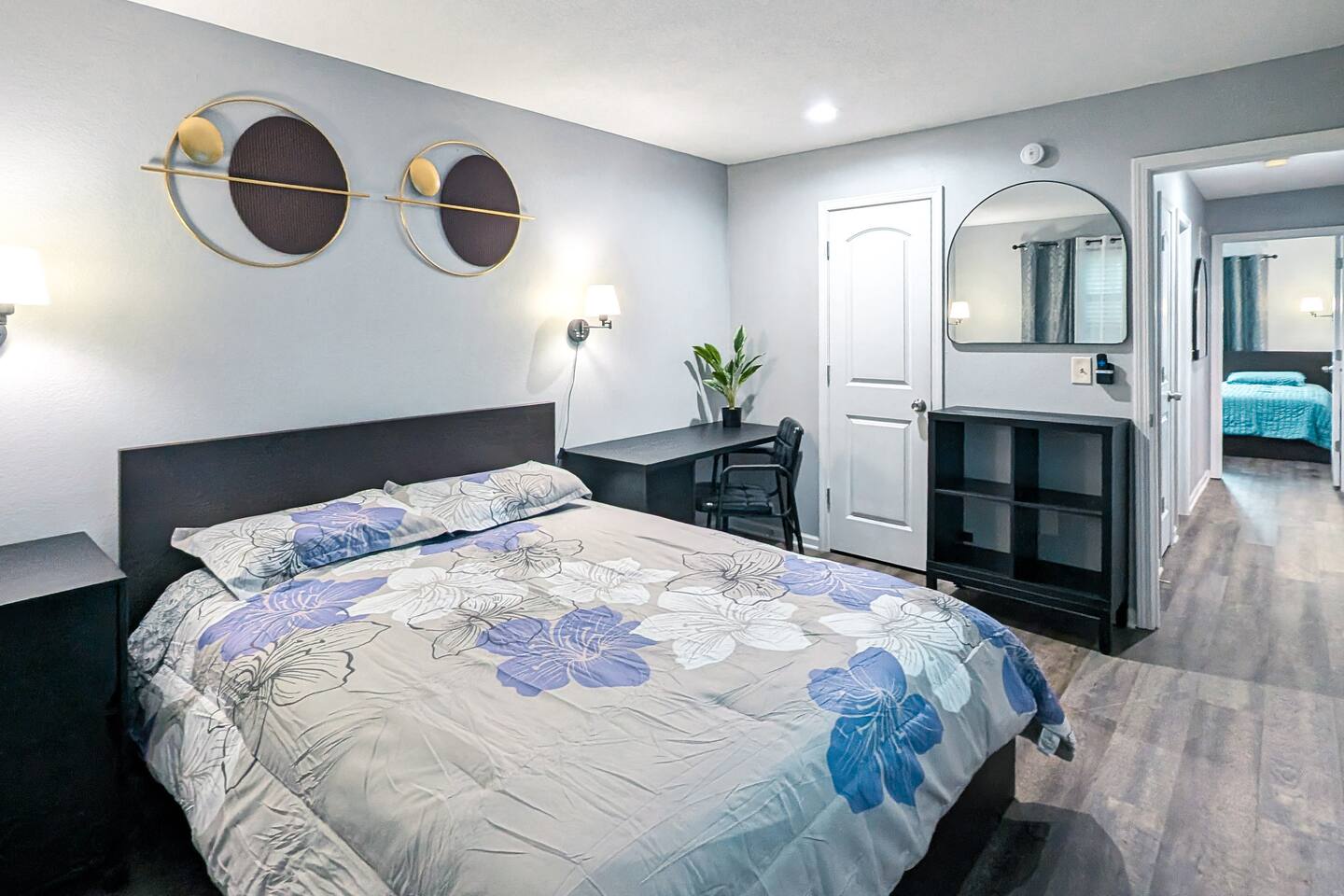 Stylish Duplex | 15 Min to Downtown KC - Unit 4