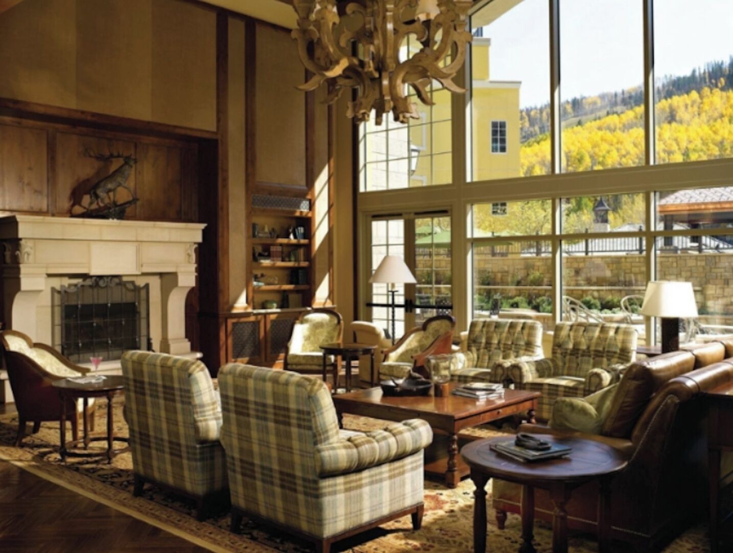 The Ritz-Carlton Club, Vail, Resort lounge