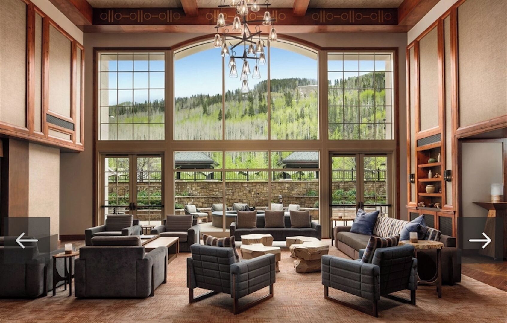 The Ritz-Carlton Club, Vail, Resort lounge