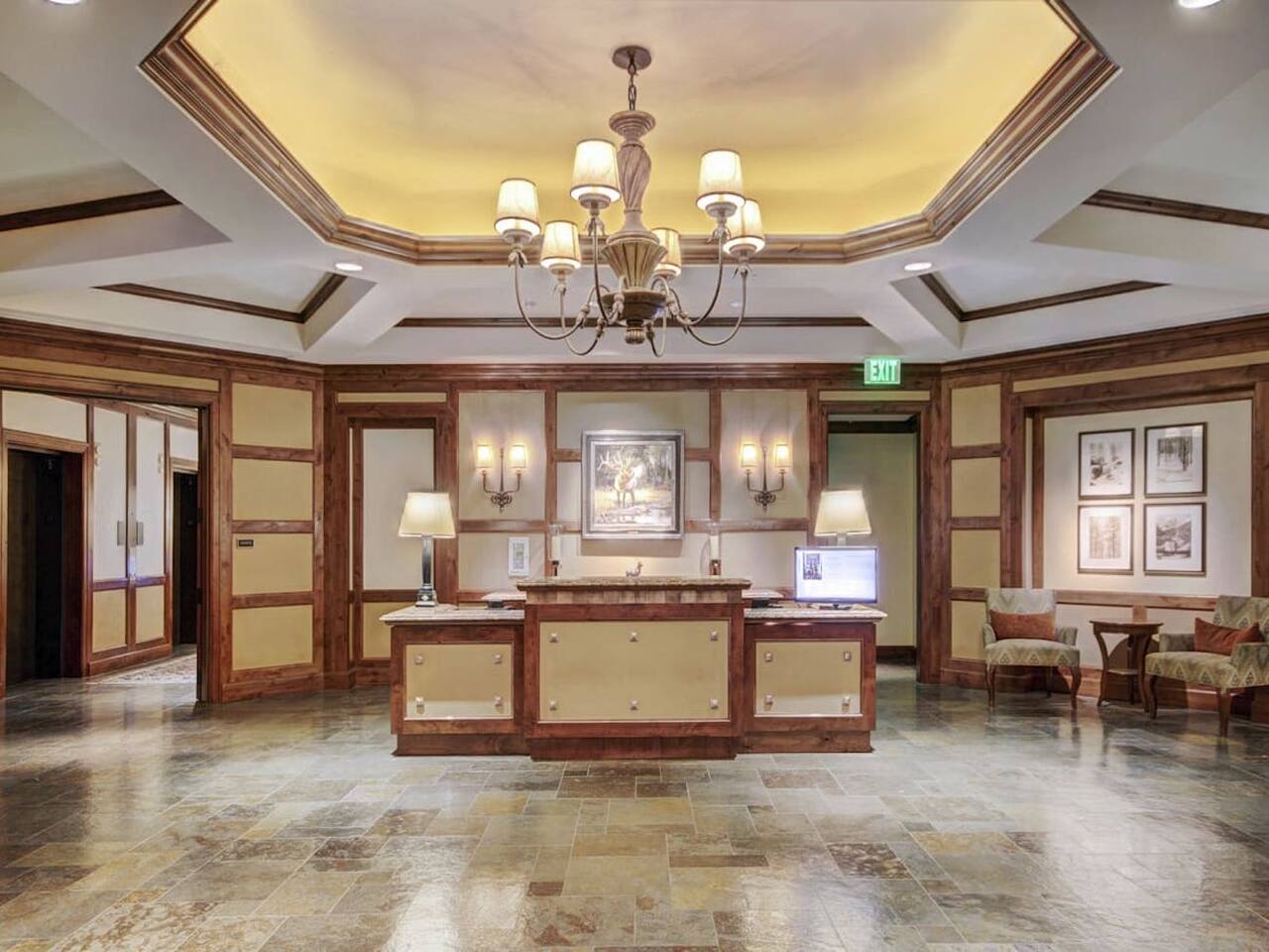 THE RITZ-CARLTON CLUB, VAIL RESORT AND SPA - LOBBY