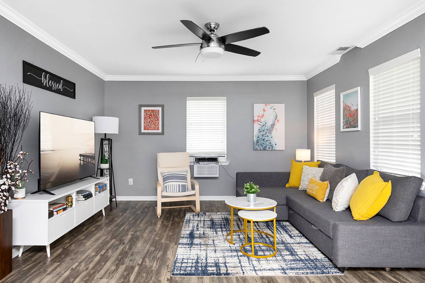 Unique & Cozy Home 6 Min To Uptown w/ Fenced Yard