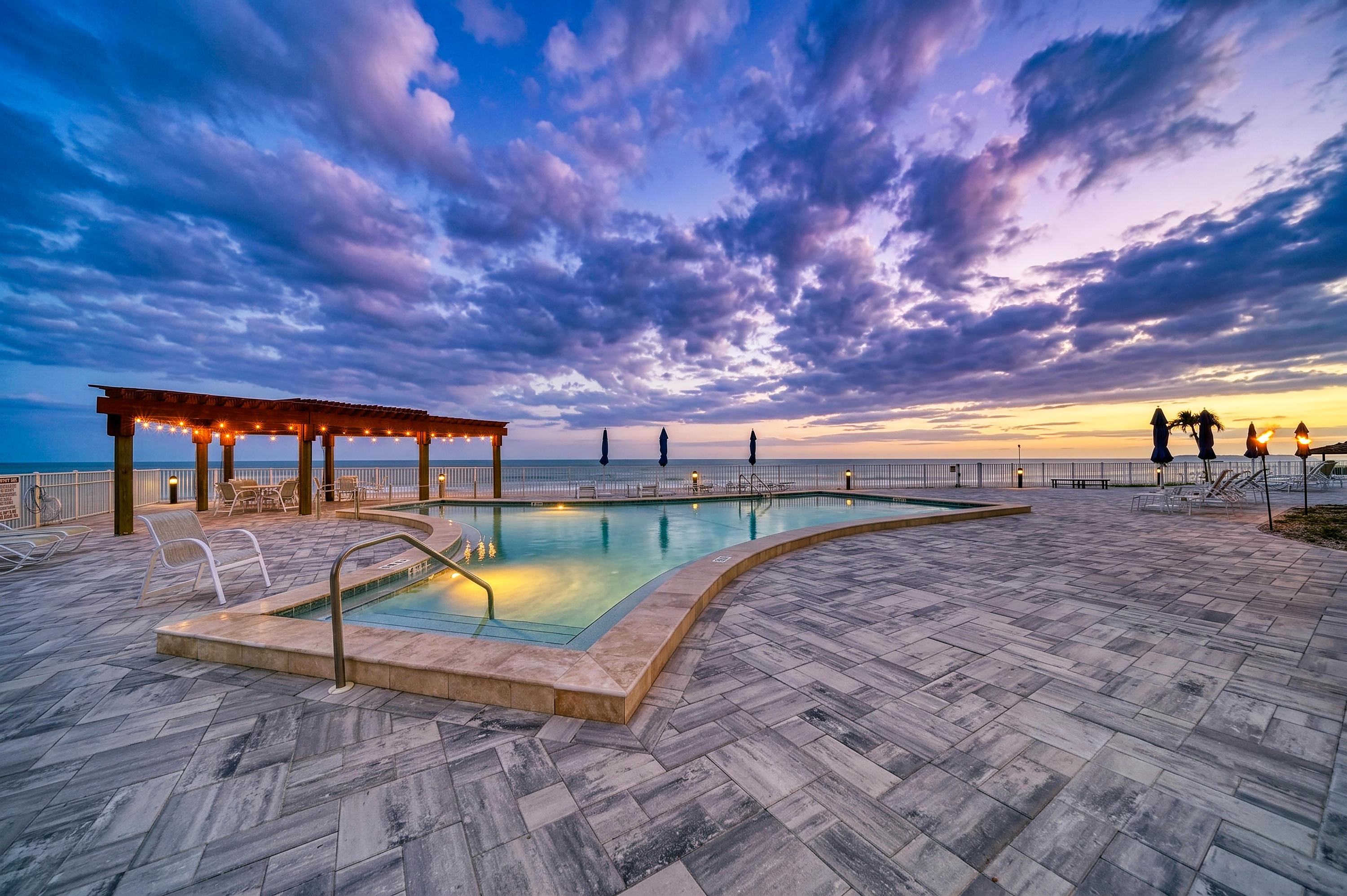 Home away from home coastal retreat on Lido beach