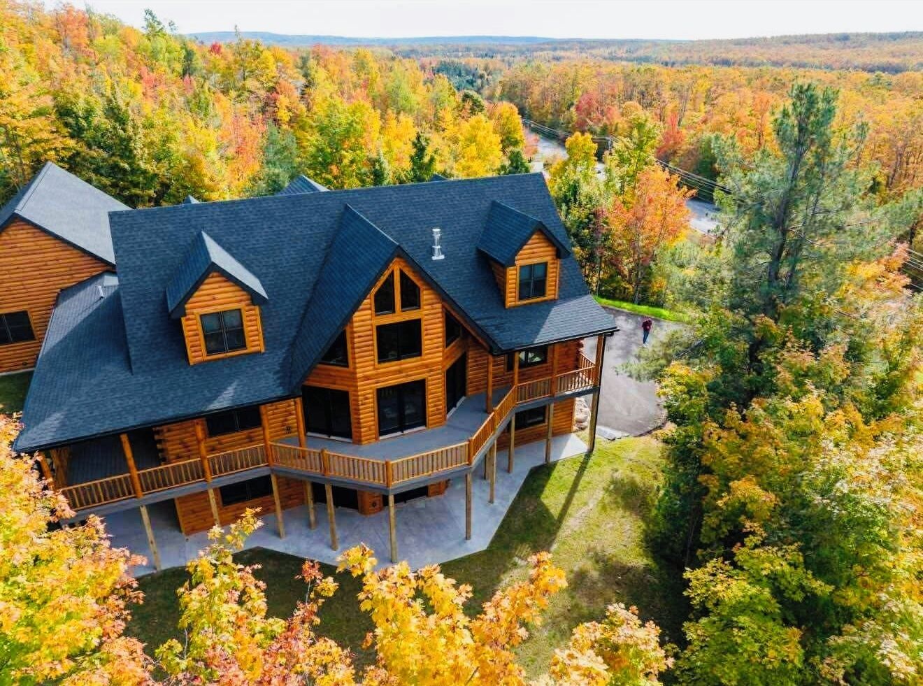 Highlands View Lodge - Sleeps 22/By Nubs/Highlands