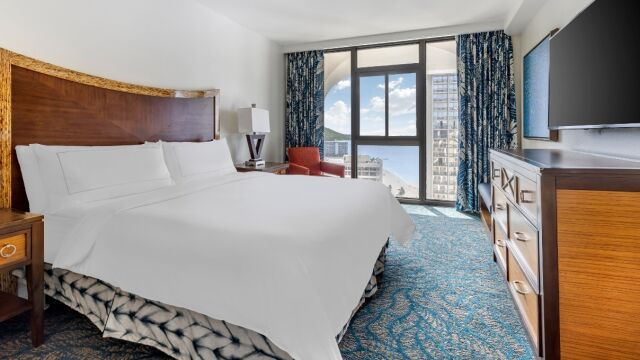 4 BDR Lagoon Tower by Hilton Grand Vacations