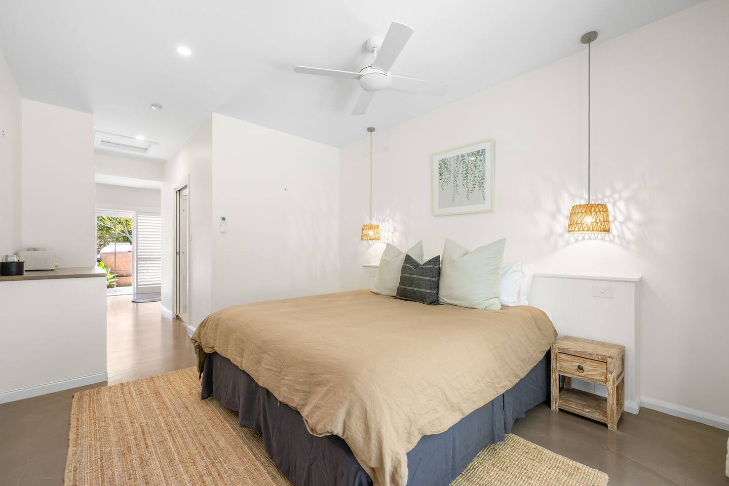 Rua - King studio at Tahi