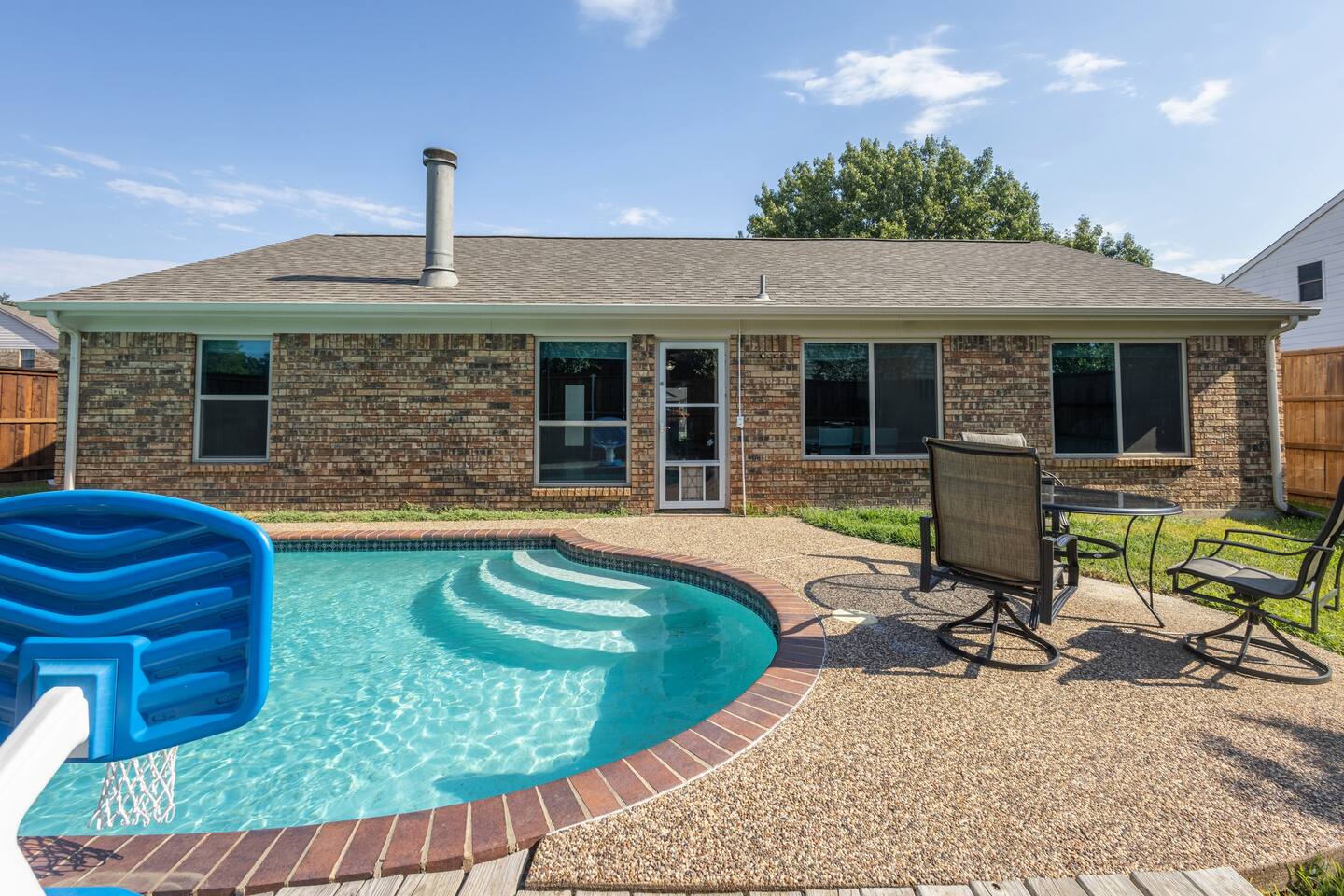 Family 3BR Gem with Private Pool & Game Room