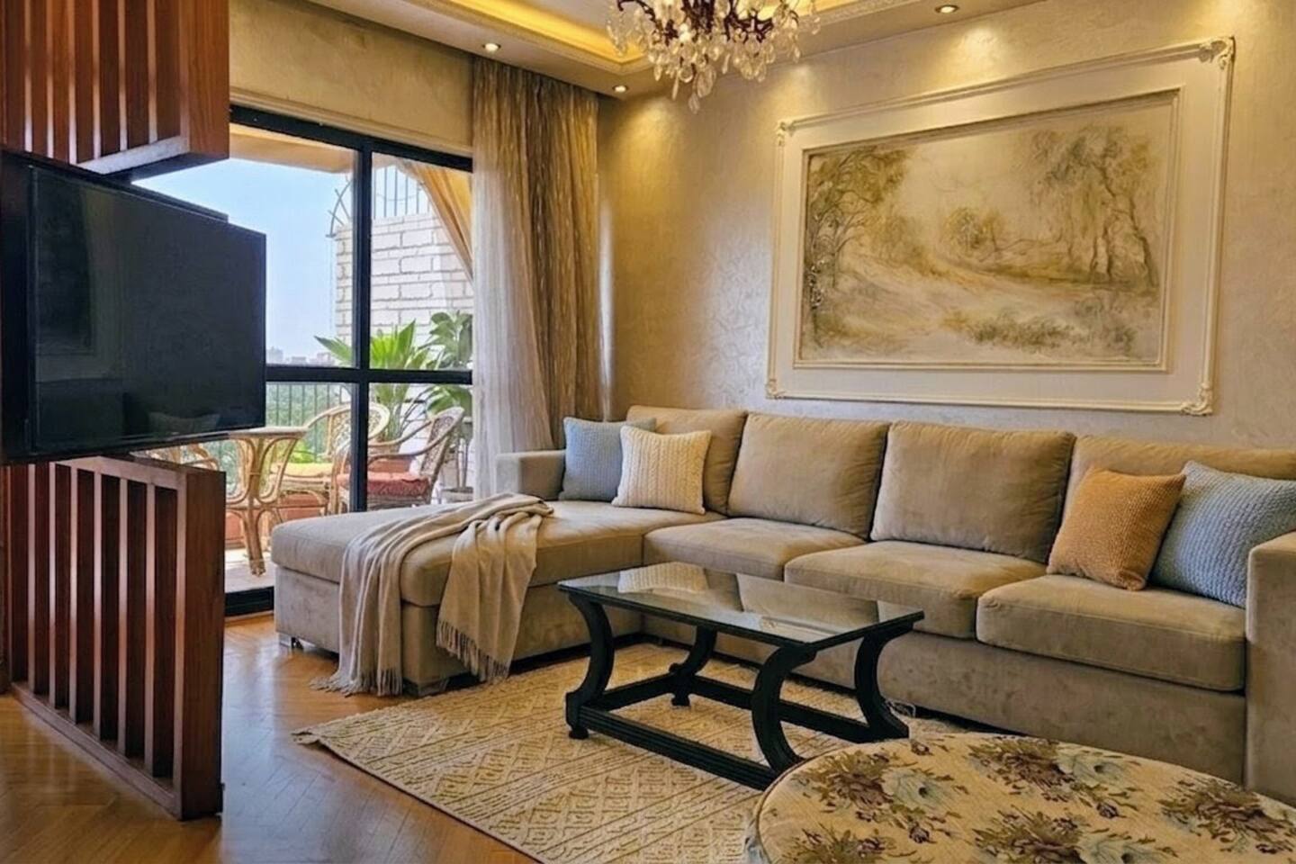 Cosy Retreat in Zamalek • Sunset & Sunrise Balcony