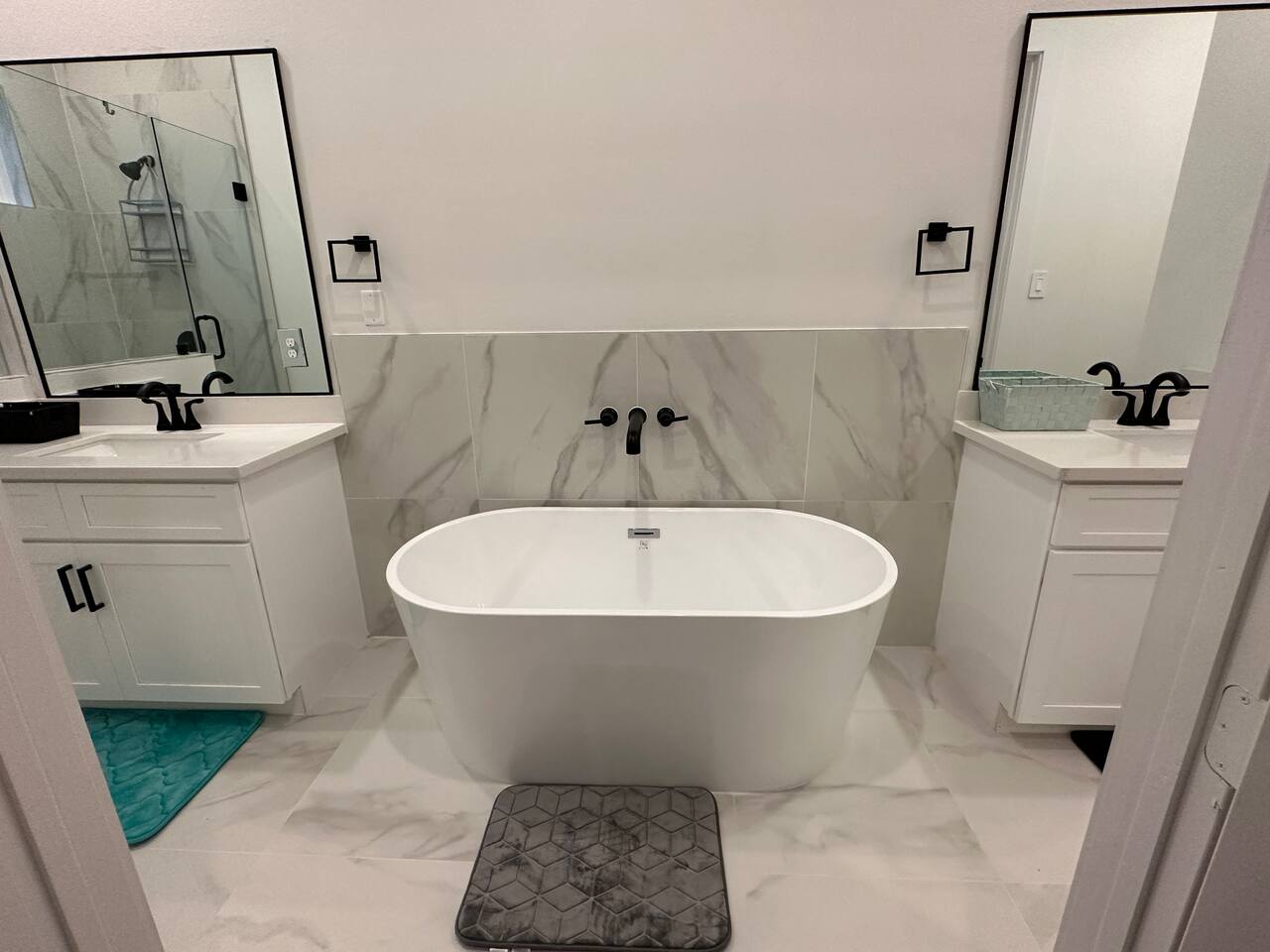 Cozy & Minimal 3BR for Families, Nurses & Groups
