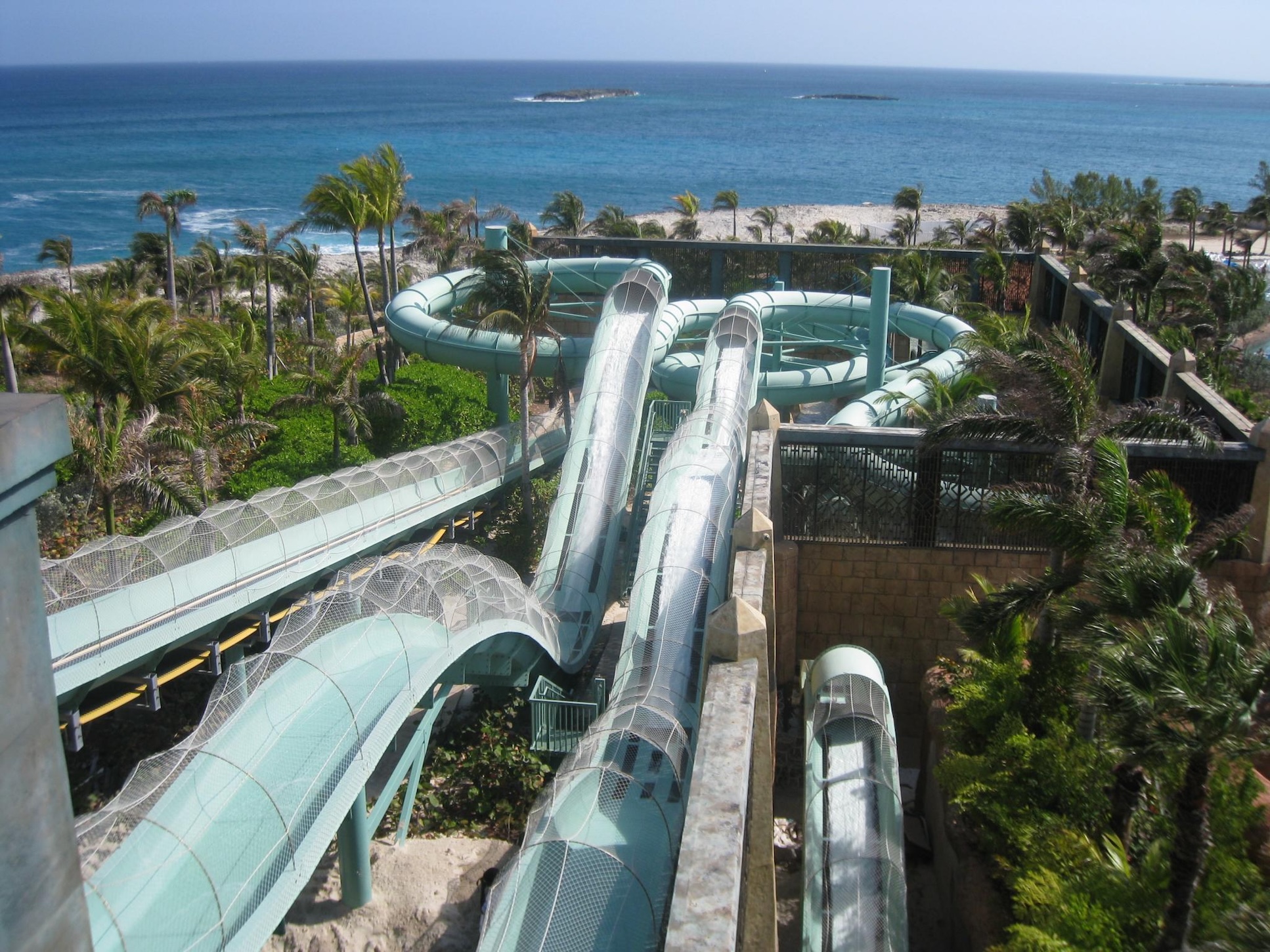 Thrilling waterslides with tropical grounds and stunning ocean views