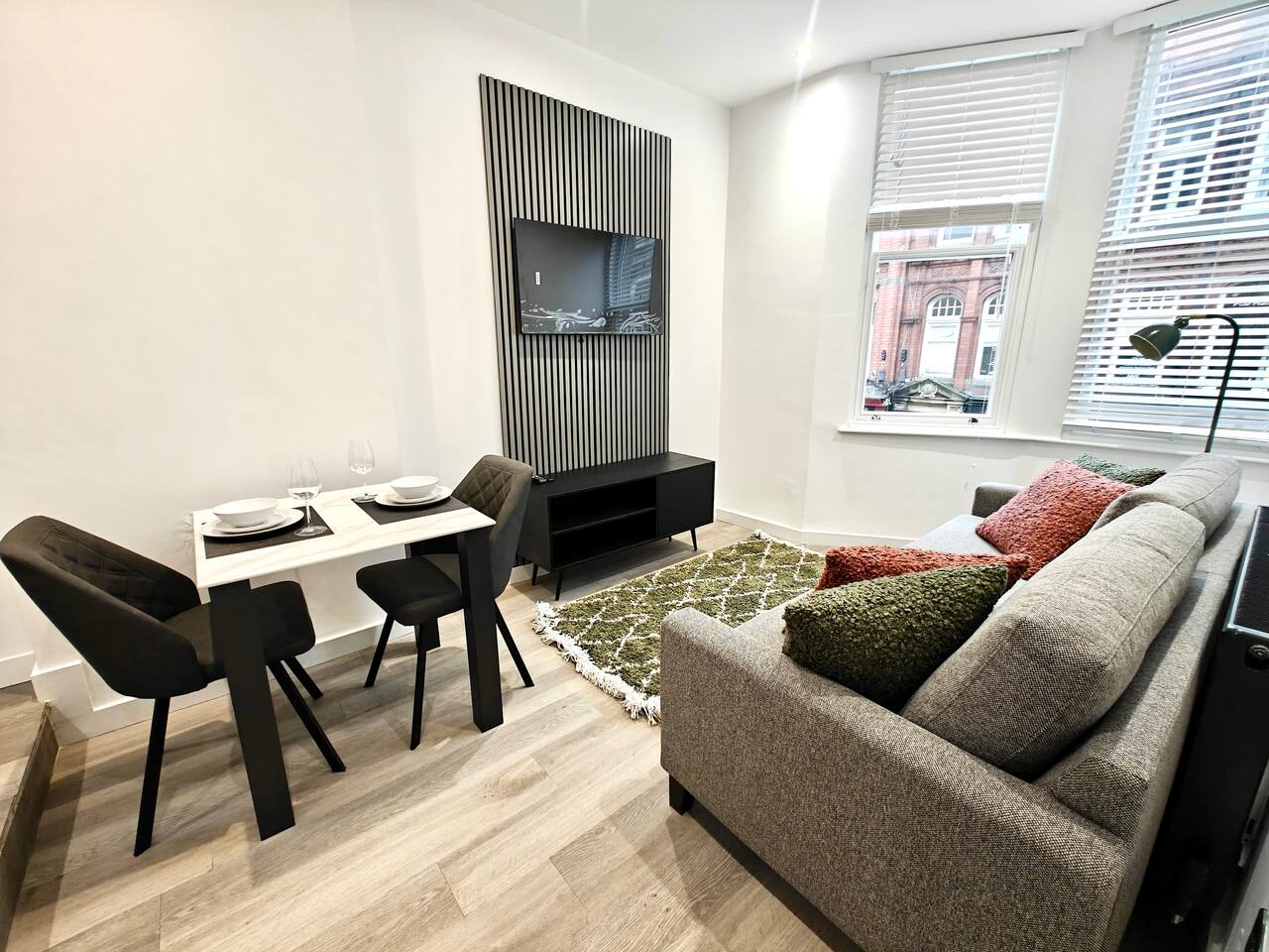 Executive 1 Bed Apartment with Lift