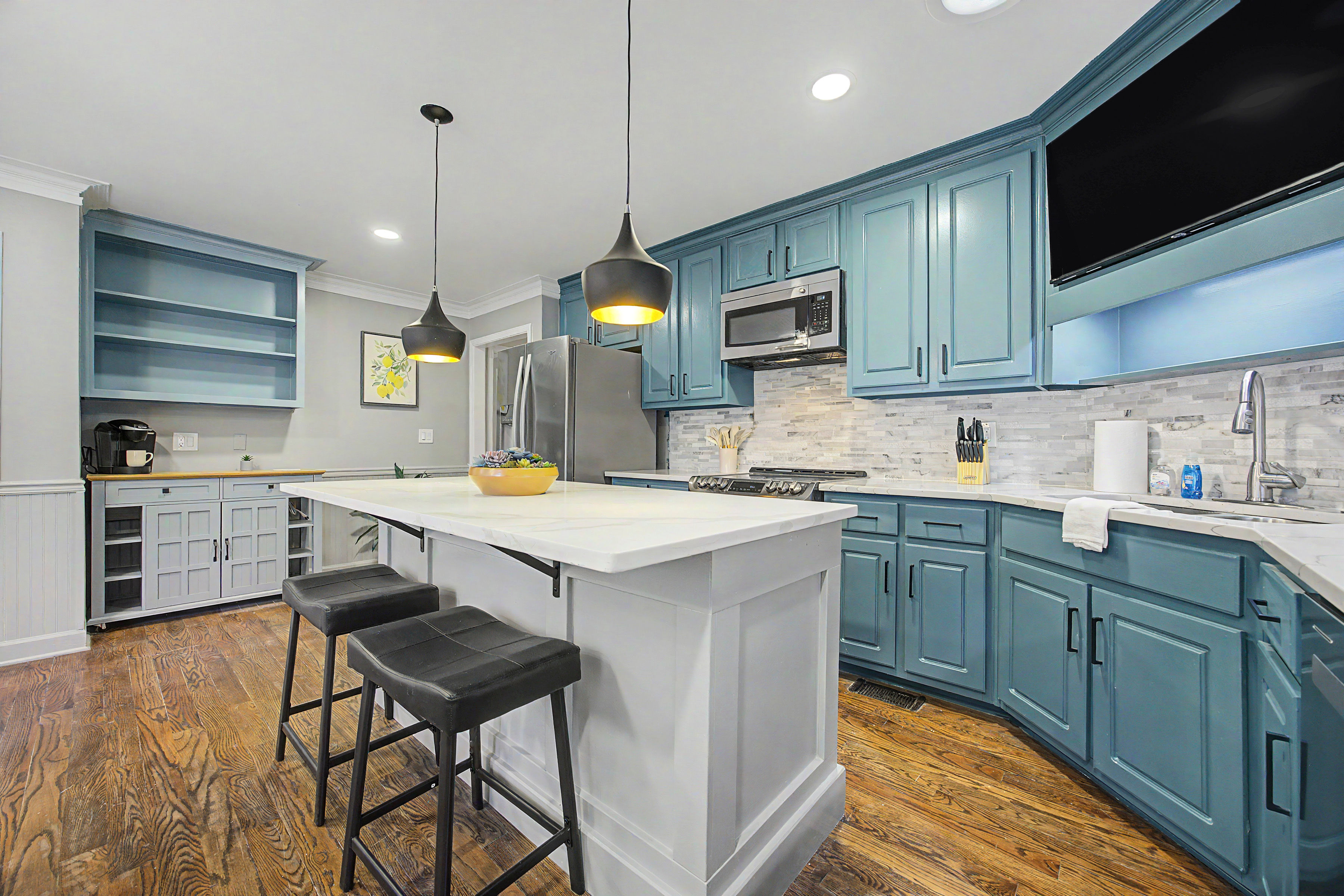 Spacious 3BR/2BA Upstairs Unit - Near Northside Gwinnett & Mall of GA, photo 3 of 30