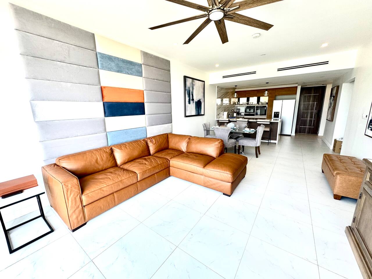 N/H Luxe 2BR/2.5 BA Villa Ocean Views Pool & Gym