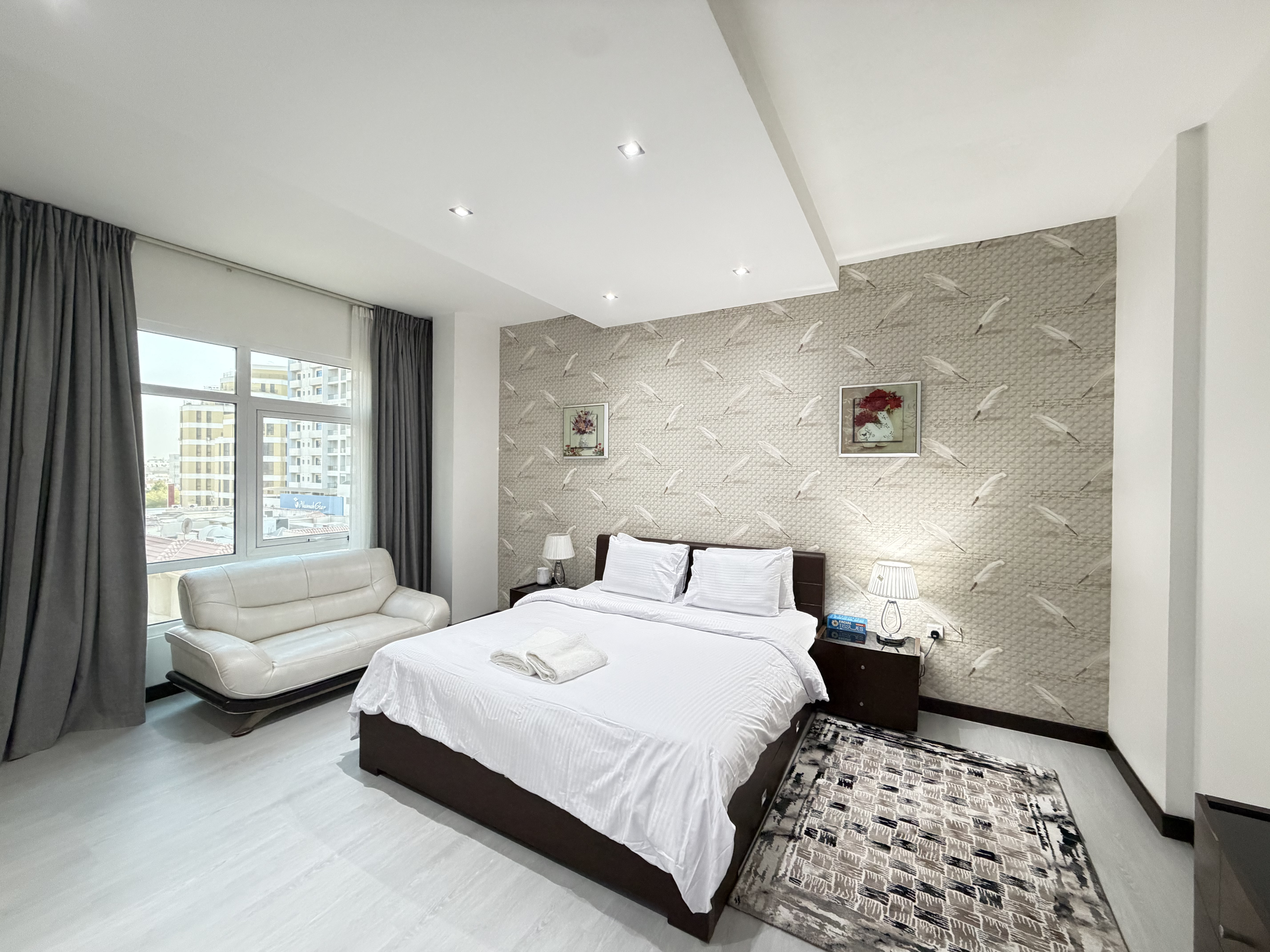 Modern & Spacious 2BR Near Juffair Square FJR31O