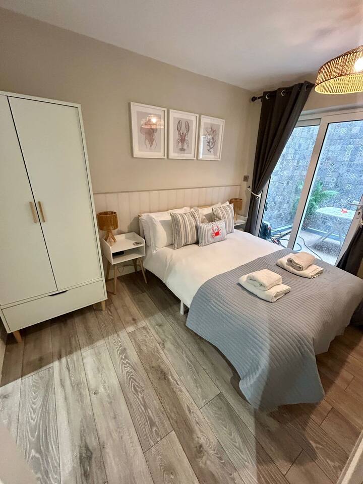 #162 Lovely Flat Near Broadstairs Beach - Sleeps 6