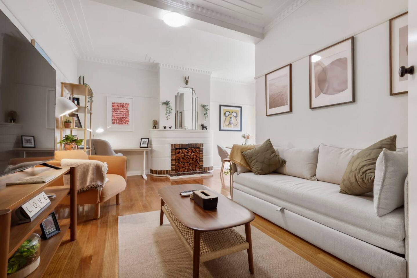 Sophisticated East Melb Retreat by Ready Set Stay