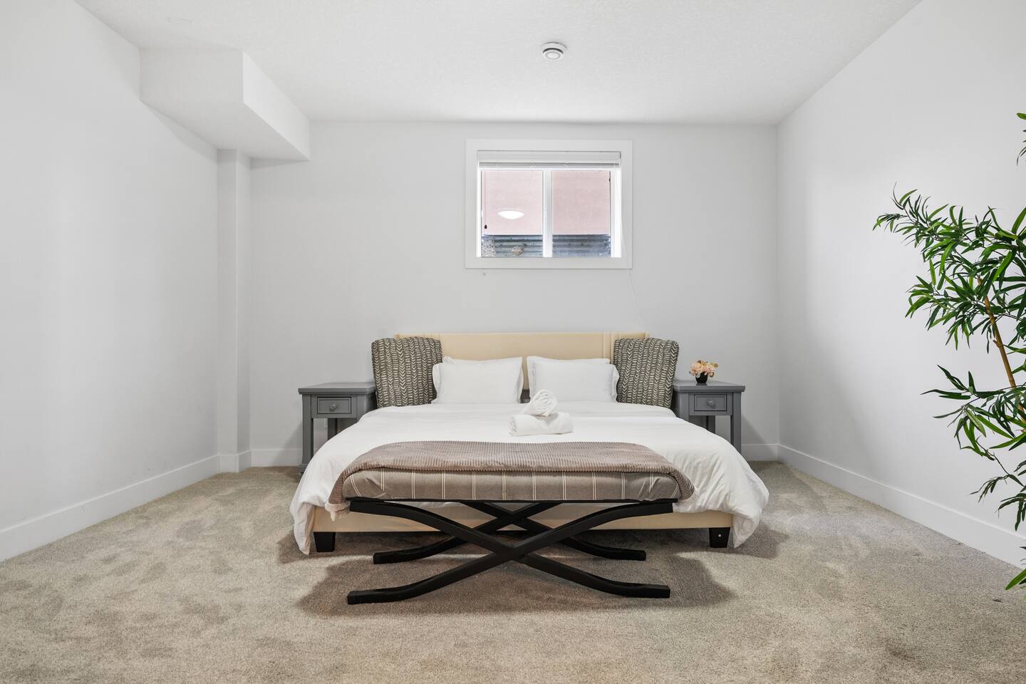 2BR | Walkout Basement Suite w/ AC * – Photo 12