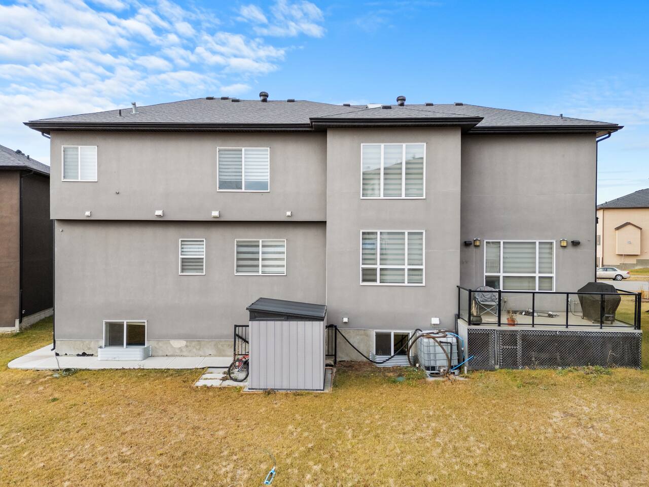 2BR | Walkout Basement Suite w/ AC * – Photo 2