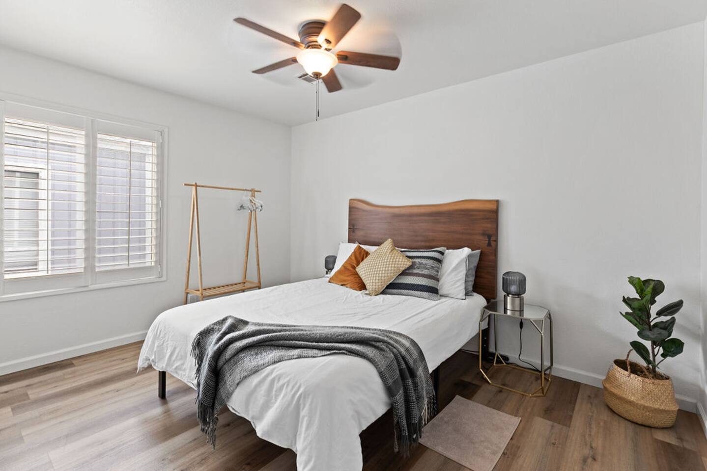 Bedroom #2- Queen