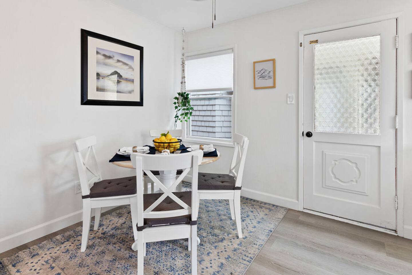 Dining nook